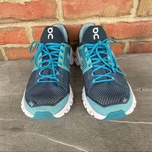 Cloudswift running shoes